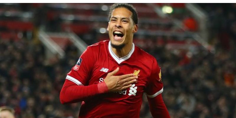 Van Dijk's Style of Play: Strength, Poise, and Command