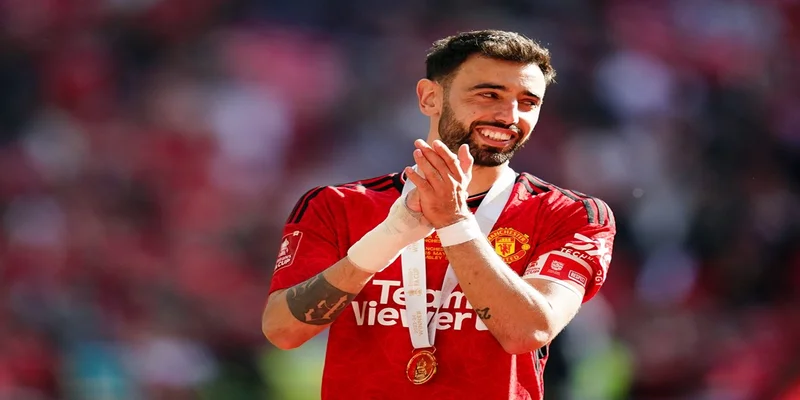 Bruno Fernandes: The bright star of the field