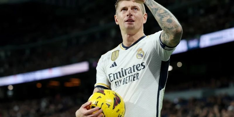 Football player Kroos proves himself at Real Madrid